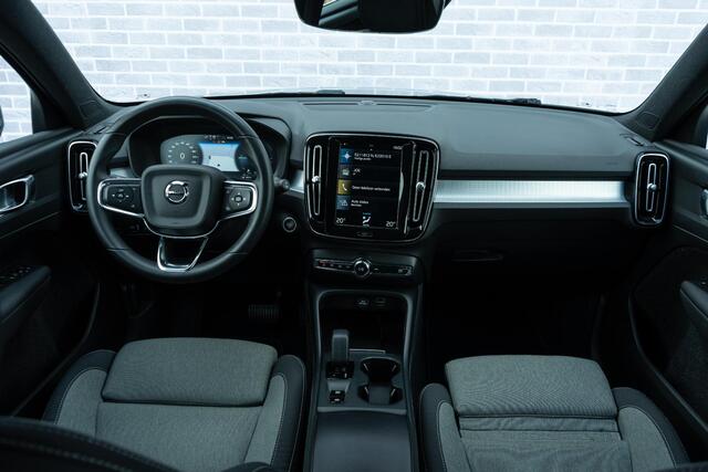 Volvo XC40 T4 Plug-in hybrid Core Bright | Navi | Park Assist | BLIS | Camera | Adaptieve Cruise | Dodehoekdetectie | DAB | High Performance Audio | Keyless