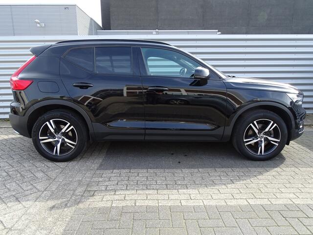Volvo XC40 2.0 T4 Inscription | 190PK | ACC | Panoramadak | HarmanKardon | Camera