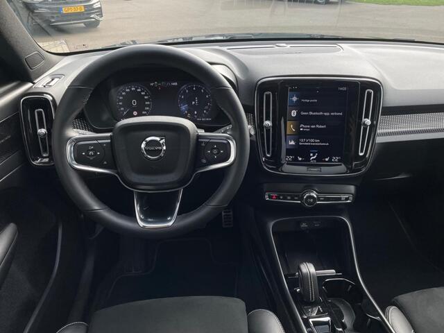 Volvo XC40 2.0 B4 R-DESIGN, Panoramadak, Alcantara, Carplay, Camera, Stoel/stuur verw. 15.986km!
