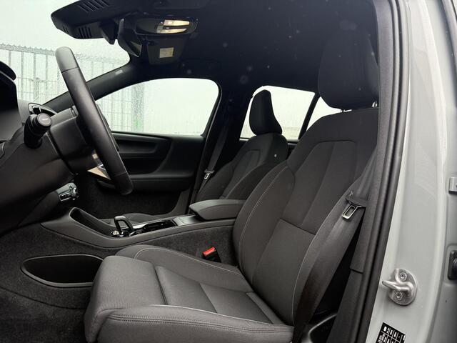 Volvo XC40 Single Motor Extended Range Plus 82 kWh | Nieuw Binnen | Trekhaak | 1500KG Trekgewicht | Adaptieve Cruise controle | Blis | Google |
