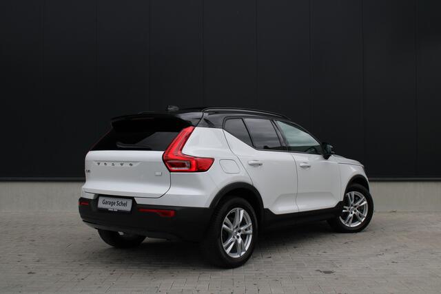 Volvo XC40 1.5 T4 Recharge R-Design - ACC - Memory - Pano - 360 Camera - Stoelverwarming - H&K - Rijklaar