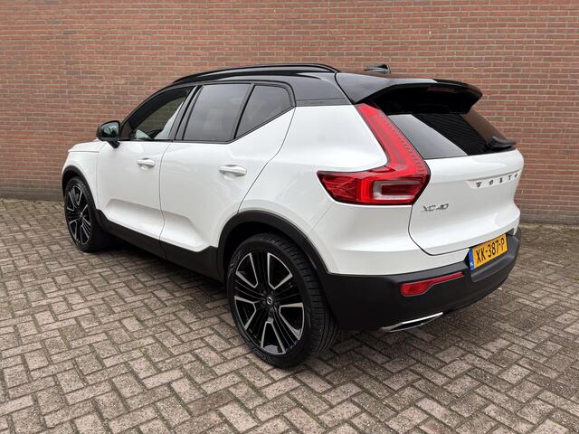 Volvo XC40 2.0 T4 R-Design "Leder / Pano / 20" "