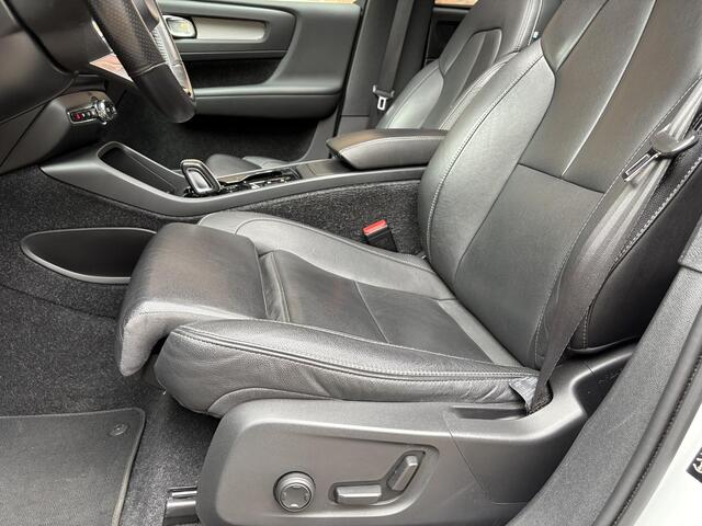 Volvo XC40 2.0 T4 R-Design "Leder / Pano / 20" "