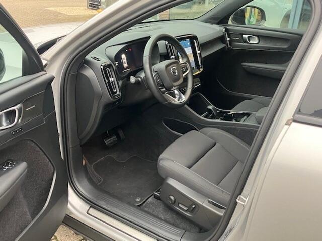 Volvo XC40 Extended Range Ultimate 82 kWh - Pan dak