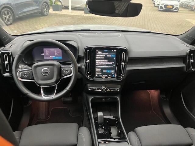 Volvo XC40 Extended Range Ultimate 82 kWh - Pan dak