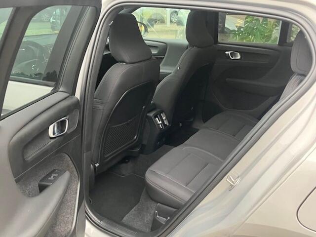 Volvo XC40 Extended Range Ultimate 82 kWh - Pan dak