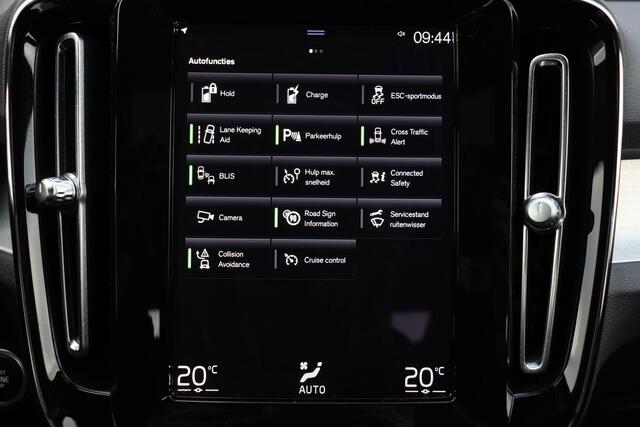 Volvo XC40 T4 Recharge R-Design Expression - Intellisafe Assist/Surround - Sensus navigatie - LED-koplampen - Parkeersensoren v/a - Parkeercamera - Getint glas - 19' LMV