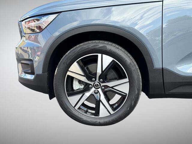 Volvo XC40 Recharge P8 AWD R-Design SoH 94% | Trekhaak Uitklapbaar | Navigatie | Apple Carplay/Android Auto | Stuur- + Stoelverwarming | Adapt. Cruise Control | Rijklaarprijs!