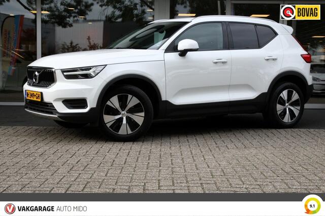 Volvo XC40 1.5 T3 Momentum Pro | Leder interieur | Winterbanden set