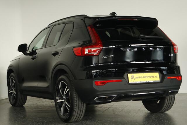 Volvo XC40 1.5 T3 R-Design / LED / Navi / CarPlay / Trekhaak / Camera