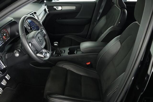 Volvo XC40 1.5 T3 R-Design / LED / Navi / CarPlay / Trekhaak / Camera