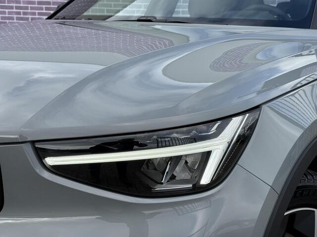 Volvo XC40 2.0 B4 Plus Dark | Memory | Trekhaak | Camera | Harman/Kardon | Keyless Entry/start | elektrisch verstelbare voorstoelen |