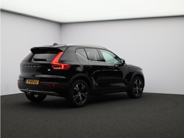 Volvo XC40 T4 Recharge Inscription / Trekhaak / Lederen Bekleding / 19" / Stoel+stuurwielverwarming / Adaptive Cruise / Pilot Assist /