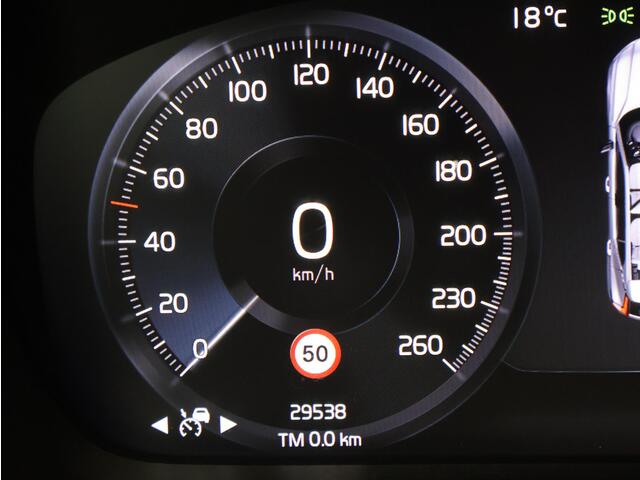 Volvo XC40 T4 Recharge Inscription / Trekhaak / Lederen Bekleding / 19" / Stoel+stuurwielverwarming / Adaptive Cruise / Pilot Assist /