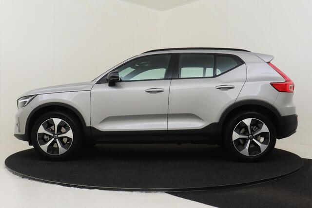 Volvo XC40 B4 (M-HYBRID) PLUS DARK -CAMERA|ADAP.CRUISE|VERW.VOORRUIT|TREKHAAK|HARMAN/KARDON|19"