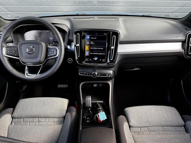 Volvo XC40 1.5 T4 PLUG-IN HYBRID PLUS DARK I TREKHAAK I HARMAN KARDON I SCHUIFDAK I AUTOMAAT I DEALER ONDERHOUDEN