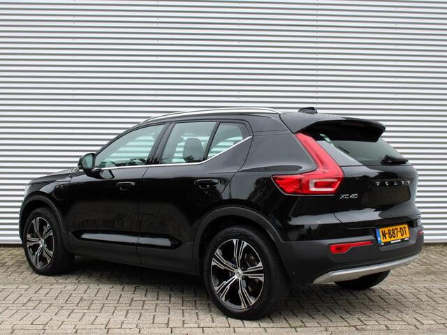 Volvo XC40 1.5 T4 Recharge Inscription Expression Automaat / Trekhaak / Harman Kardon Audio / 19" velgen