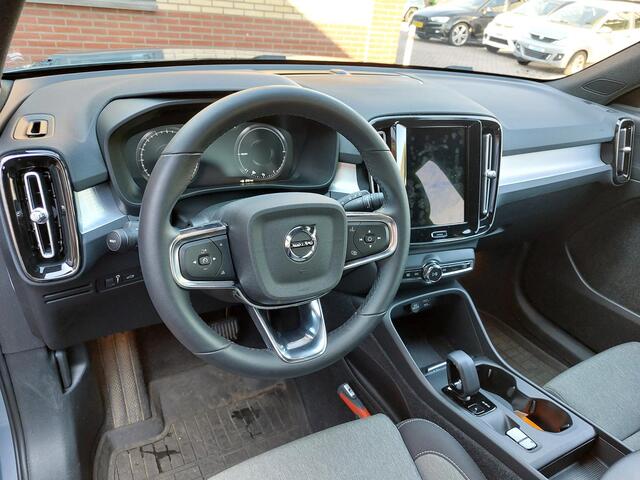 Volvo XC40 1.5 T4 Plug-in hybrid Core Bright | WinterPack | Camera | NAP