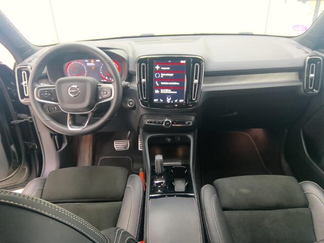 Volvo XC40 1.5 T2 R-Design Camera