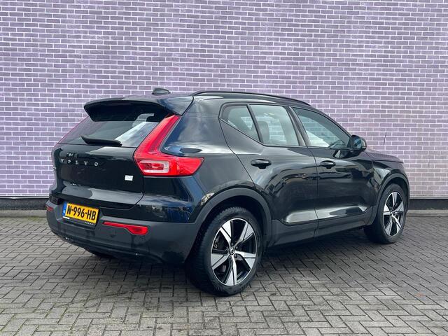 Volvo XC40 Recharge Twin Pro | Schuif-/kanteldak | Trekhaak | Stoel-/Stuurverwarming | Power Seats | Harman Kardon Audio | 360 camera | Keyless Entry | DAB |