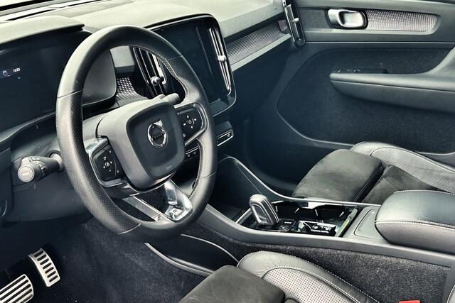 Volvo XC40 2.0 T4 190pk R-Design SCANDINAVIAN LINE