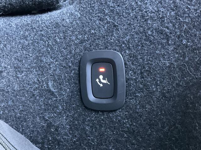 Volvo XC40 1.5 T5 262pk PHEV Recharge R-Design Elek.Trekhaak Leer Stoel/Stuurverw Adap.Cruise NL-Auto!