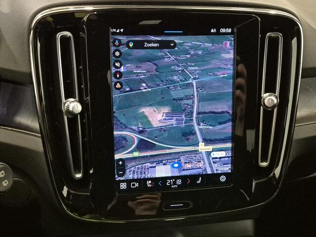 Volvo XC40 Recharge Plus 70 kWh | Adaptieve cruise controle | Blis | Microtech | Keyless Entry | Google auto |