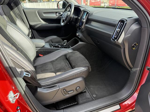 Volvo XC40 2.0 T5 AWD R-Design Intro Edition