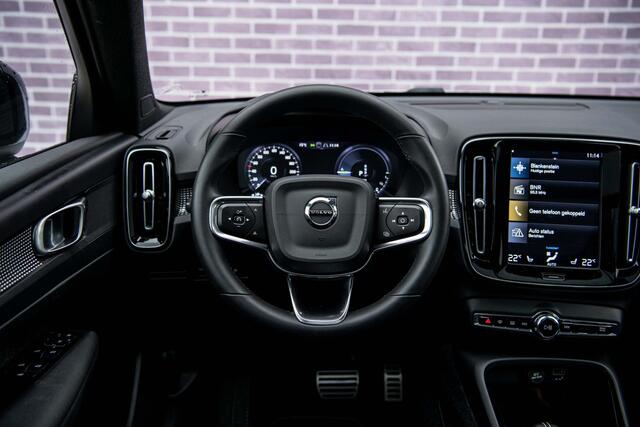 Volvo XC40 1.5 T5 Recharge R-Design | Panodak | Camera | Stoel+stuurwiel Verwarming | Trekhaak | Adapt Cruise | Getint glas