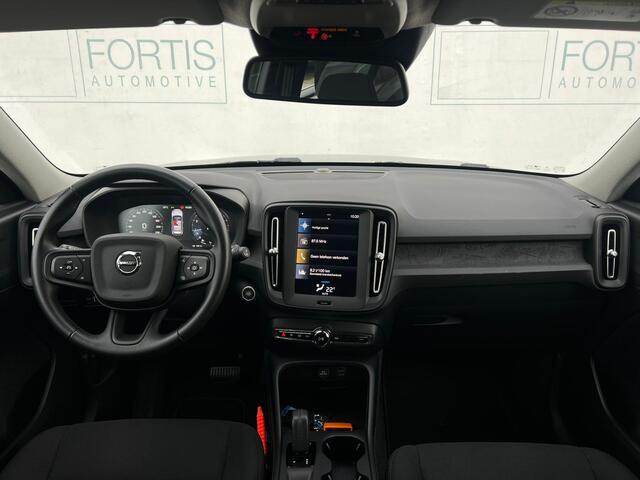 Volvo XC40 1.5 T2 Momentum Core NL AUTO | DEALER ONDERH | WEGKLAPBARE TREKHAAK | CAMERA | CARPLAY |
