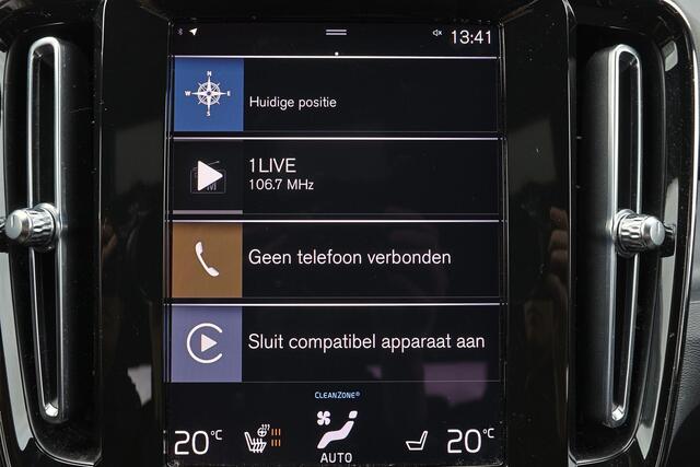 Volvo XC40 T5 Recharge Plus Dark - IntelliSafe Assist - 360º Camera - Harman/Kardon audio - Verwarmde voorstoelen & stuur - Parkeersensoren voor & achter - Elektr. bedienb. voorstoelen met geheugen links - Draadloze tel. lader - Extra getint glas - 19' LMV