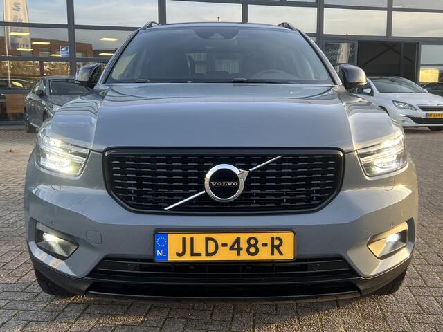 Volvo XC40 1.5 T5 Recharge 262 pk R-Design Panodak Trekhaak Vol Leder ACC Pilot Assist 20 Inch Velgen Elek.Stoel Full Led Blis Standkachel Carplay Plug in Hybride Vol Opties !