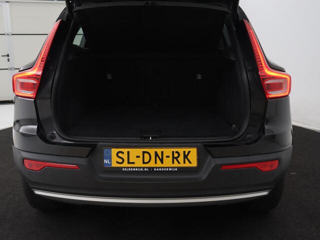Volvo XC40 1.5 T4 Recharge Business | Adaptive cruise | Camera | Carplay | Navigatie | Full LED | 18'' | Parkeerhulp | Digital Cockpit | PHEV | Plug In