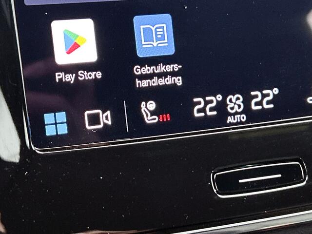 Volvo XC40 2.0 B4 Plus Dark | Trekhaak | Harman/Kardon |