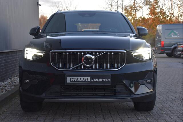 Volvo XC40 1.5 T4 Plug-in hybrid Core Bright Adaptive cruise, Wegkl. trekhaak, Camera, Stoel/stuurverwarming