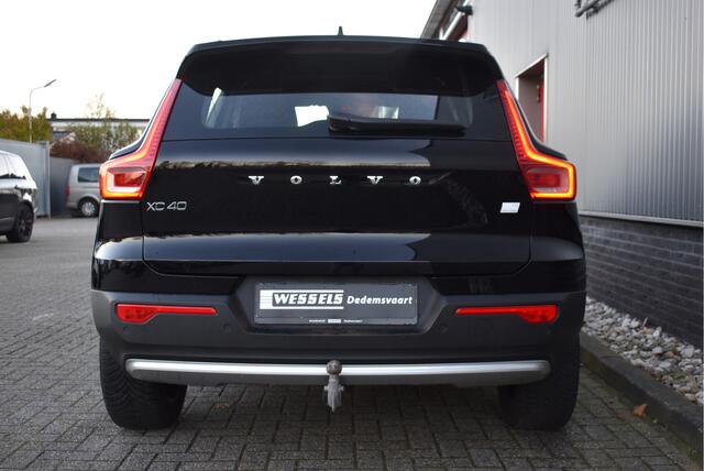 Volvo XC40 1.5 T4 Plug-in hybrid Core Bright Adaptive cruise, Wegkl. trekhaak, Camera, Stoel/stuurverwarming