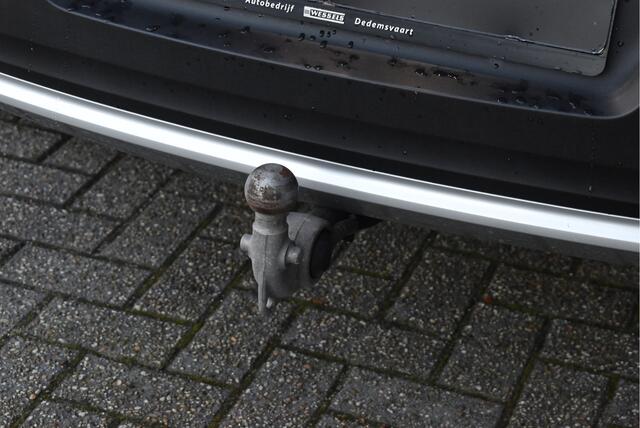 Volvo XC40 1.5 T4 Plug-in hybrid Core Bright Adaptive cruise, Wegkl. trekhaak, Camera, Stoel/stuurverwarming