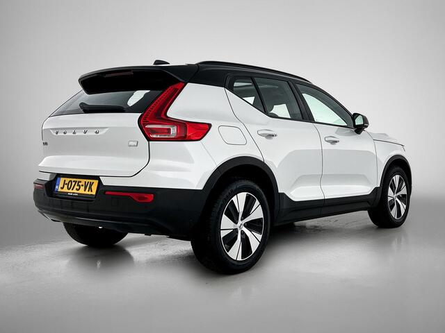 Volvo XC40 T4 Recharge R-Design Expression / Panoramadak / Navigatie / Xenon / Pdc. / Airco-ecc./ Radio multimedia / Apk 10-2026