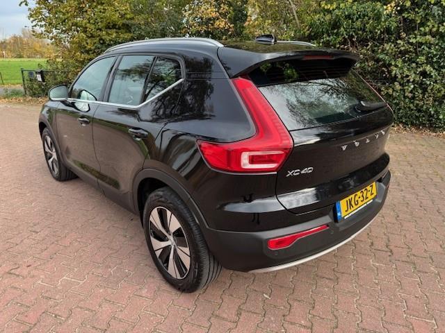 Volvo XC40 1.5 T5 RECHARGE 180PK BUSINESS PRO