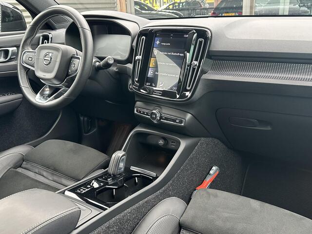 Volvo XC40 2.0 B4 R-Design / Stuur + stoelverwarming / Camera achter / BLIS / Pilot assist + ACC / Keyless /