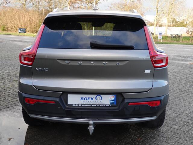 Volvo XC40 1.5 T4 Recharge Inscription Expr. TREKH. | CAMERA + PDC | WINTERPACK | LMV