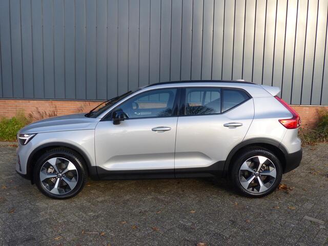 Volvo XC40 B4 Plus Dark