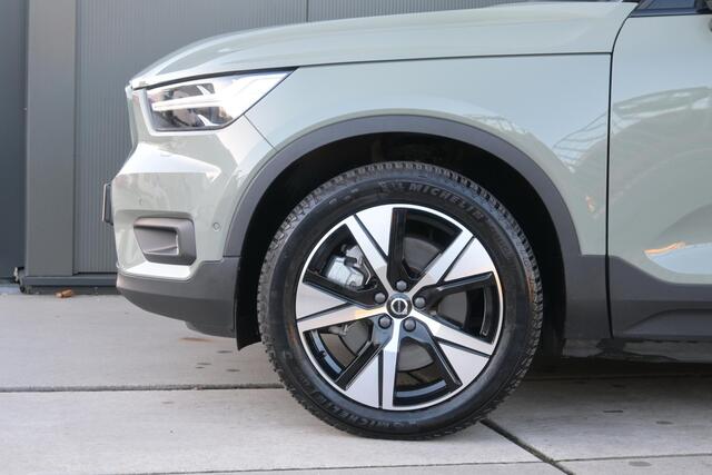 Volvo XC40 Recharge Twin Pro | 408 PK | TREKHAAK | STUUR/STOELVERWARMING | SCHUIF/KANTELDAK | HARMAN/KARDON | LEDER | 360 CAMERA | NAVI | ADAPT. CRUISE CONTROL | CIMATE CONTROL | PDC | LMV