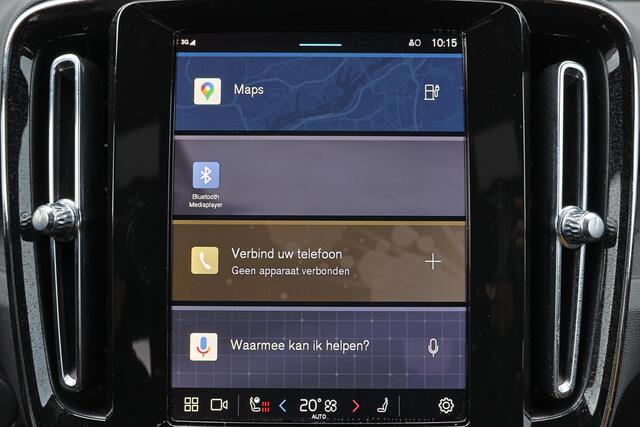 Volvo XC40 Recharge Twin Plus 82 kWh - IntelliSafe Assist & Surround - Parkeercamera achter - Verwarmde voorstoelen & stuur - Parkeersensoren voor & achter - Draadloze tel. lader - Warmtepomp - Extra getint glas - Elektr. inklapbare trekhaak - 19' LMV