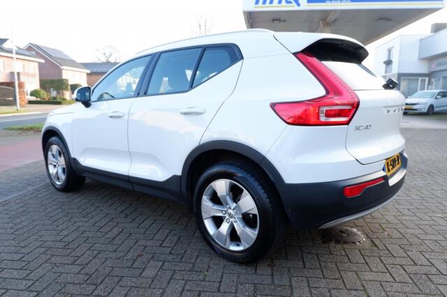 Volvo XC40 1.5 T2 Business Pro / INCL. 12 mnd BOVAG / Semi elektrische trek