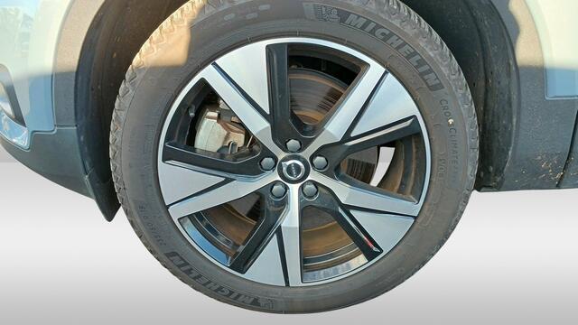 Volvo XC40 Recharge P8 AWD R-Design (408 PK) 1e-Eig. & Keurig-Onderh. BOVAG-Garantie. NL-Auto.