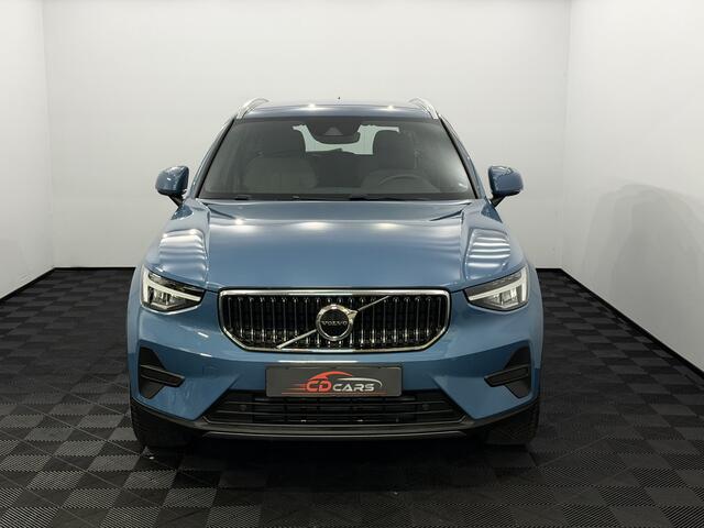 Volvo XC40 1.5 T4 Plug-in hybrid Plus Dark Camera, Navi, Stoelverwarming, Keyless start, Elektrische achterklep, Virtual desk, Cruise control adaptief