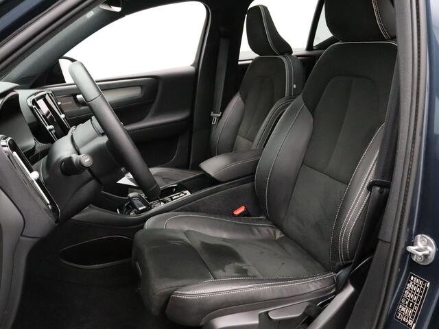Volvo XC40 1.5 T4 Recharge R-Design Harman Kardon | Parkeersens. v+a | Stoel-/stuur-/voorruitverw. | Panoramadak