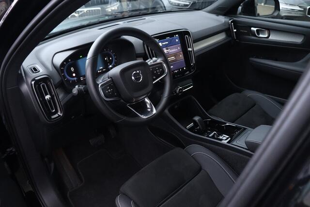 Volvo XC40 2.0 B3 Ultimate Dark | Pano | Memory | Camera | H/K