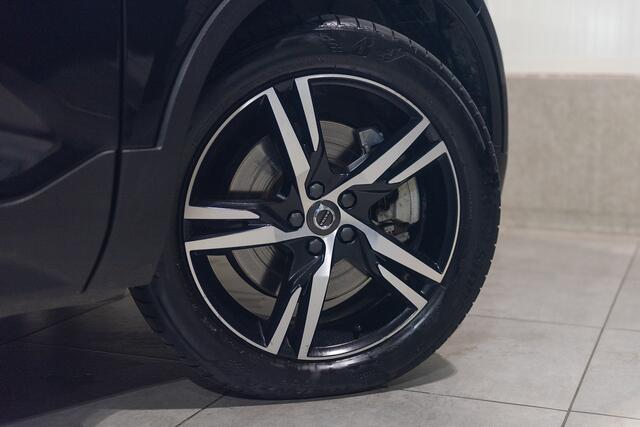 Volvo XC40 T5 Plug-in hybrid R-Design CC Leder Navigatie Panoramadak 262pk